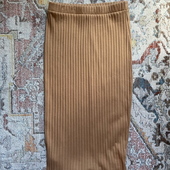 Pencil skirt - Picture 1 of 2